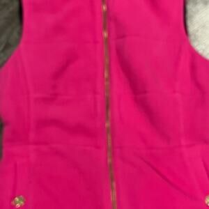 Lilly Pulitzer Brooklee Reversible Vest in Bougainvillea Pink Fleece XXS
